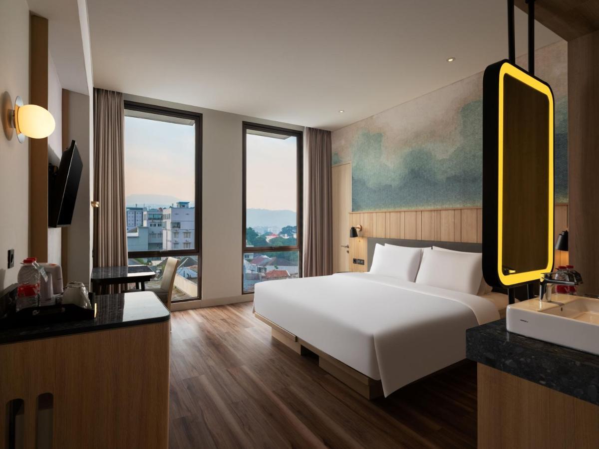 Hotel Santika Pasirkaliki Bandung Esterno foto